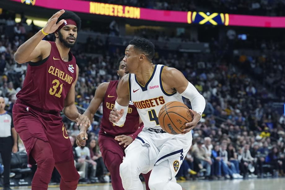 对攻大战！骑士狂轰149分客胜掘金 豪取6连胜