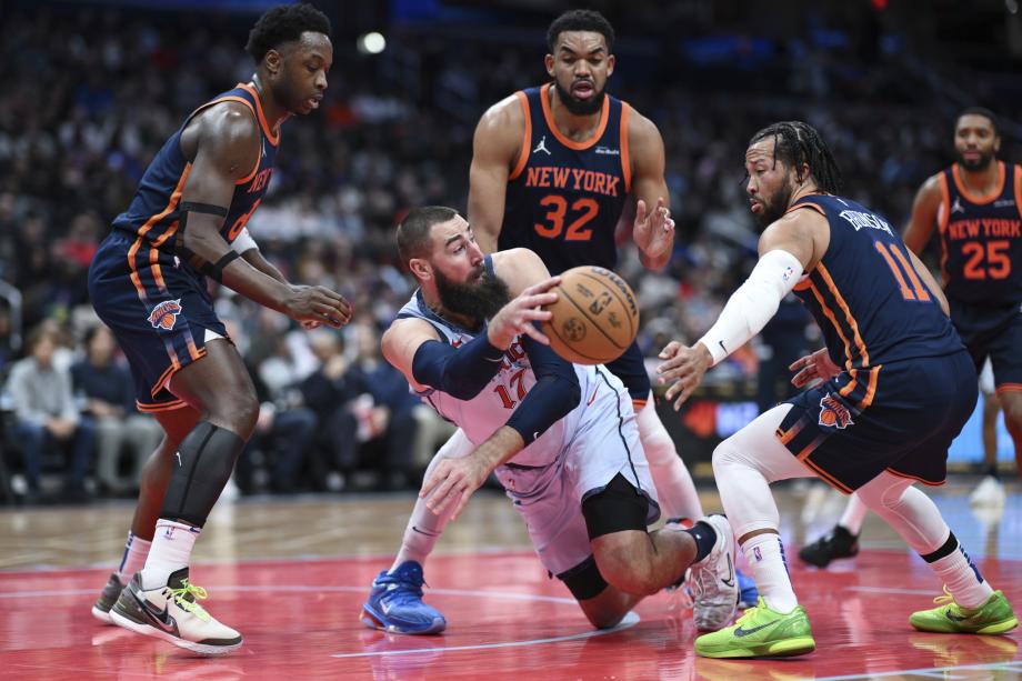 唐斯32+13哈特三双 尼克斯轻取奇才8连胜