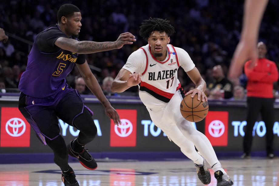 詹姆斯38+8西蒙斯23分 浓眉缺阵湖人胜开拓者