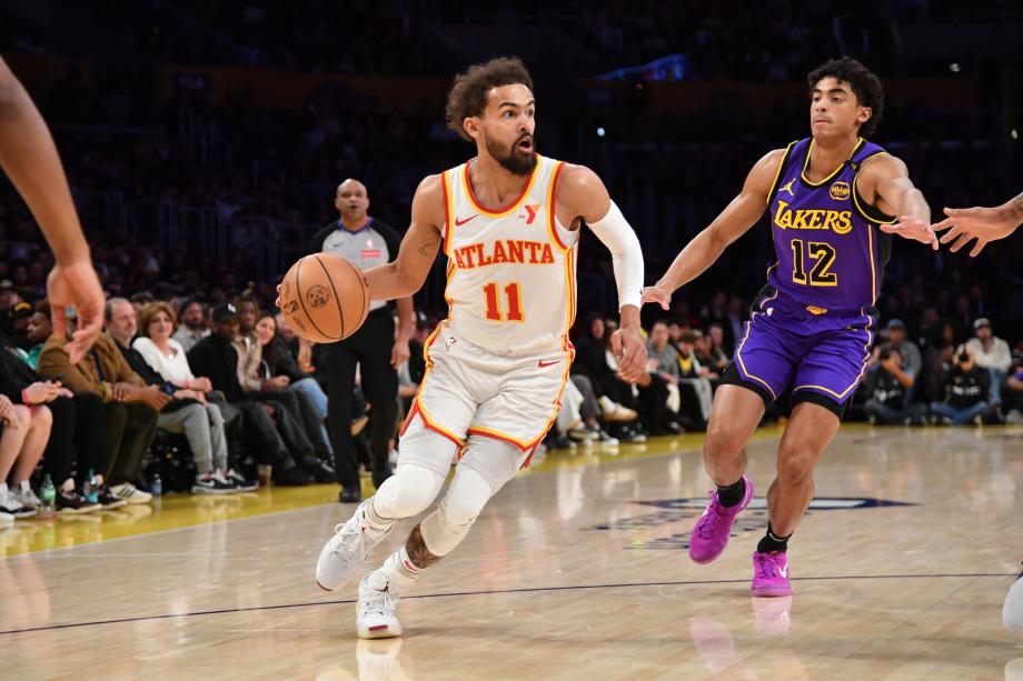 詹姆斯里程碑之夜30+8浓眉18+19 湖人复仇老鹰