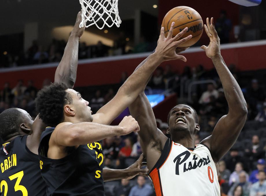 库里17+10坎宁安32+8 勇士客场险胜活塞