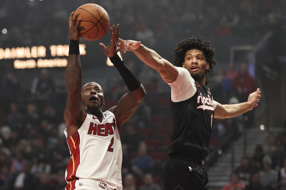 NBA-希罗32+5+5 热火6人上双灼伤开拓者取3连胜