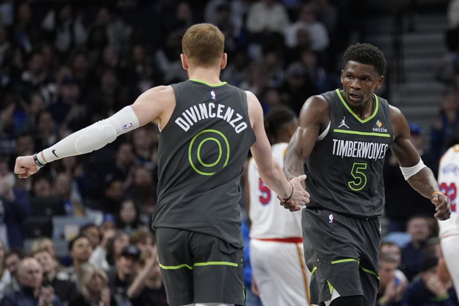 库里31+8爱德华兹28+8 勇士1分险胜森林狼