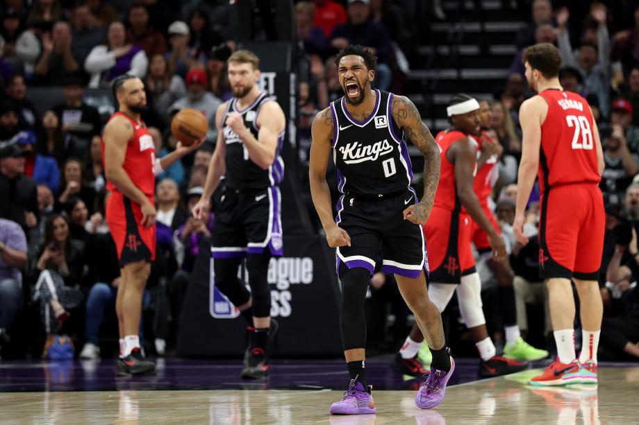 德罗赞31分格林28分 小萨20+14国王险胜火箭