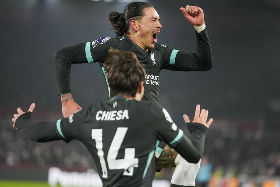 努涅斯补时连入两球 利物浦2-0继续领跑积分榜