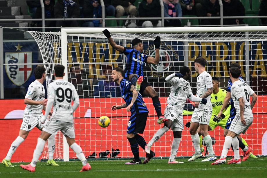 意甲-劳塔罗世界波邓弗里斯建功 国米3-1恩波利