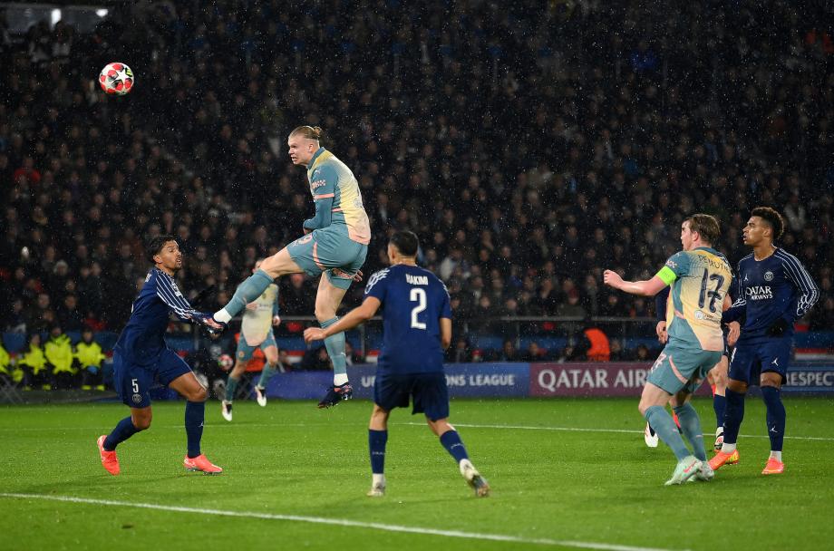 巴尔科拉4分钟传射 曼城2-4遭巴黎逆转濒临出局