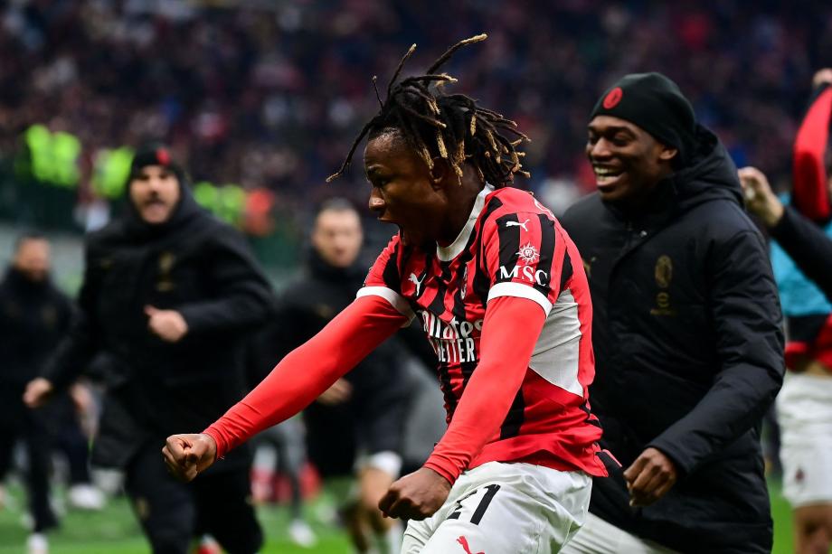 意甲-丘库埃泽补时建功 米兰3-2逆转绝杀帕尔马