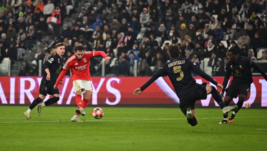 欧冠-尤文0-2本菲卡双双晋级 帕夫利季斯2场4球