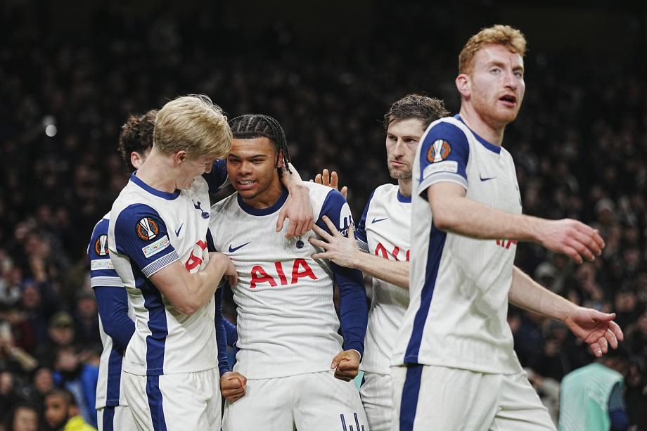 欧联-斯卡利特传射 热刺3-0以第四名晋级16强