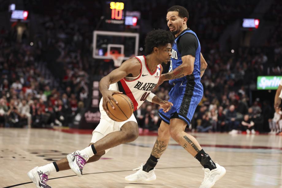 小瓦格纳24分班凯罗21分 开拓者轻取魔术