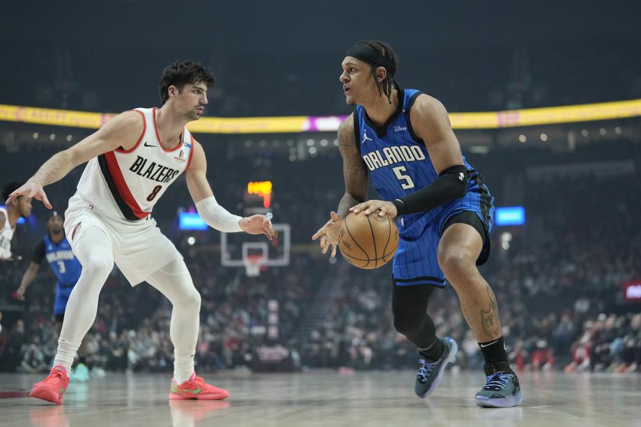 小瓦格纳24分班凯罗21分 开拓者轻取魔术