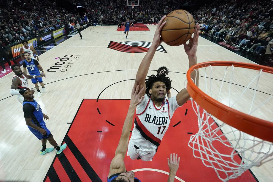 小瓦格纳24分班凯罗21分 开拓者轻取魔术