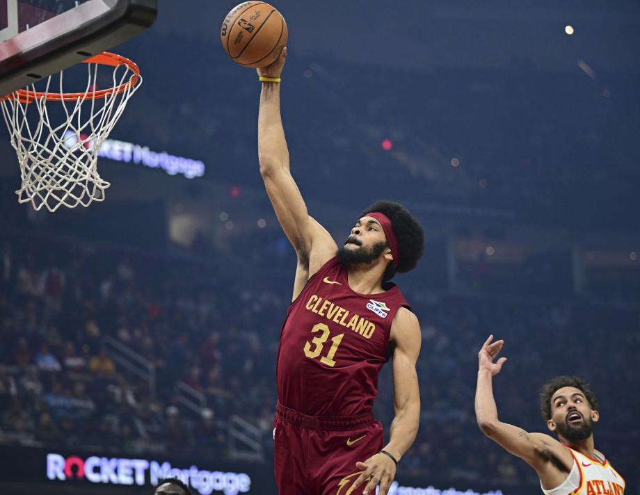 米切尔24+6特雷杨两双 加兰26+7骑士大胜老鹰