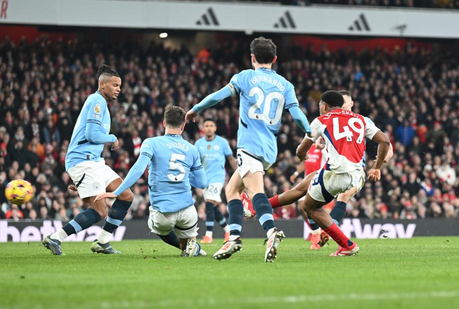 英超-厄德高闪击哈弗茨传射 阿森纳5-1横扫曼城