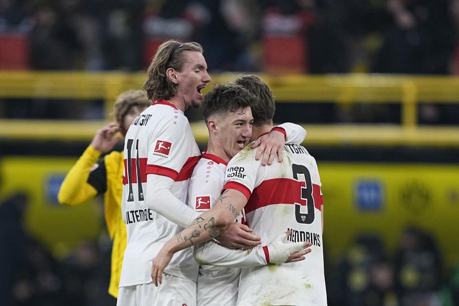 安东乌龙沙博特破门 多特1-2斯图加特