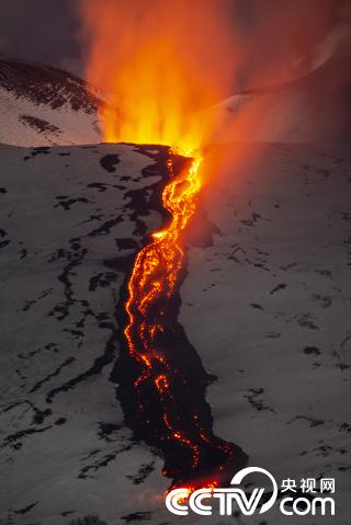 意大利埃特纳火山喷发