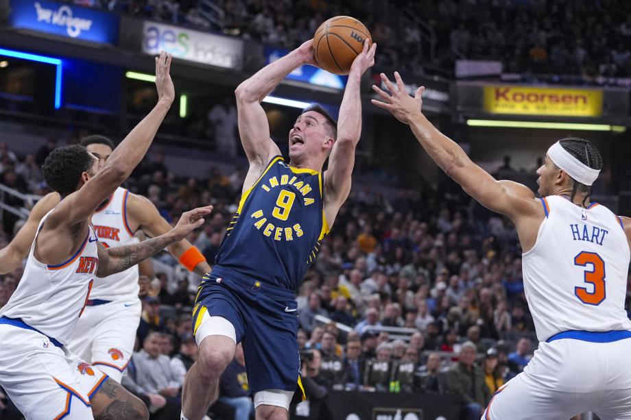 唐斯40+12哈特30+10 尼克斯轻取步行者