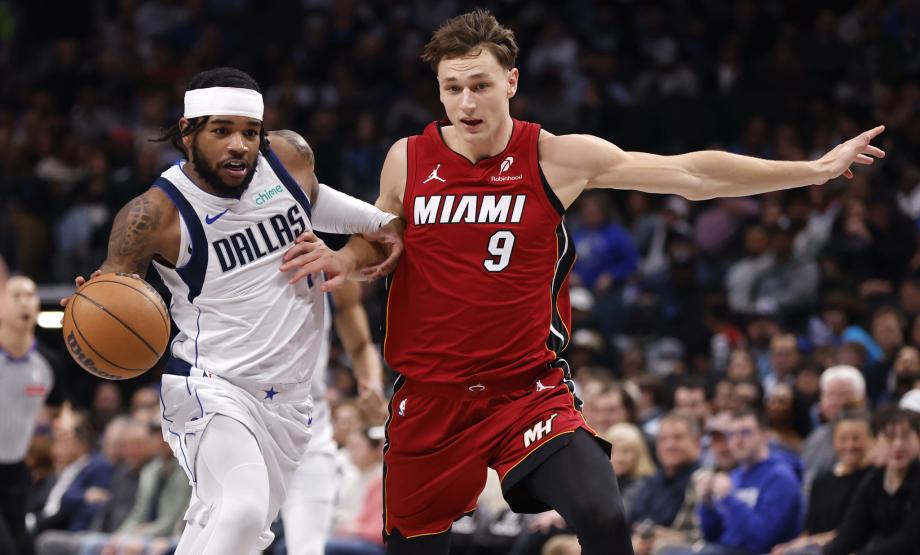 希罗40+8李凯尔15+10 热火客场不敌独行侠