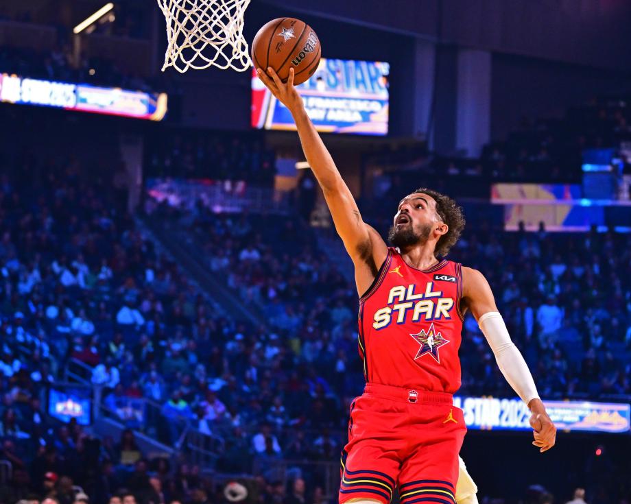 NBA全明星正赛:库里MVP 奥尼尔队夺冠