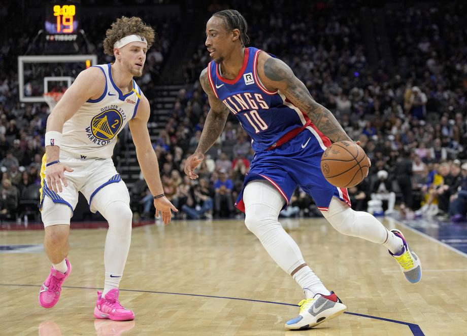 库里20分勇士四人20+大胜国王 升至西部第九