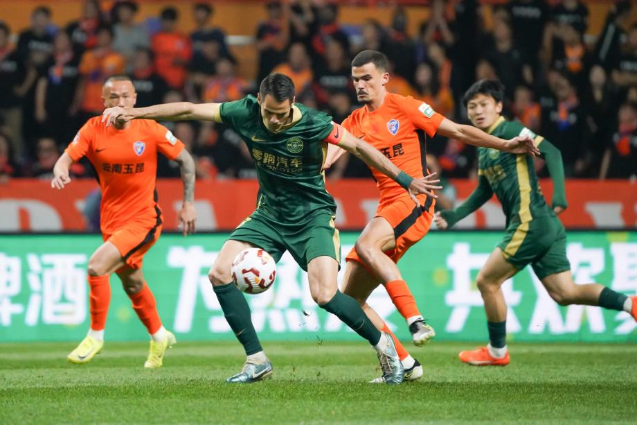 李松益进队史中超首球 云南玉昆1-1浙江夺赛季首分