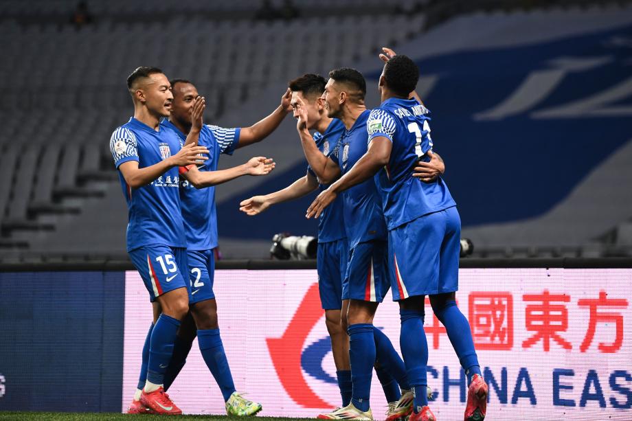 法比奥造乌龙路易斯点射 国安2-2绝平申花