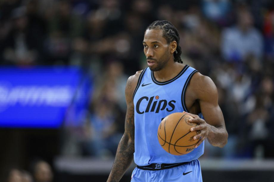 NBA：哈登31分10篮板7助攻 黄蜂88-123快船