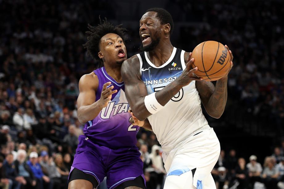 NBA常规赛：爱德华兹41分 爵士102-128森林狼