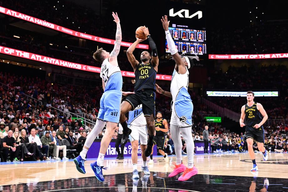 NBA-勇士负老鹰无缘3连胜 库里缺阵巴特勒25+8