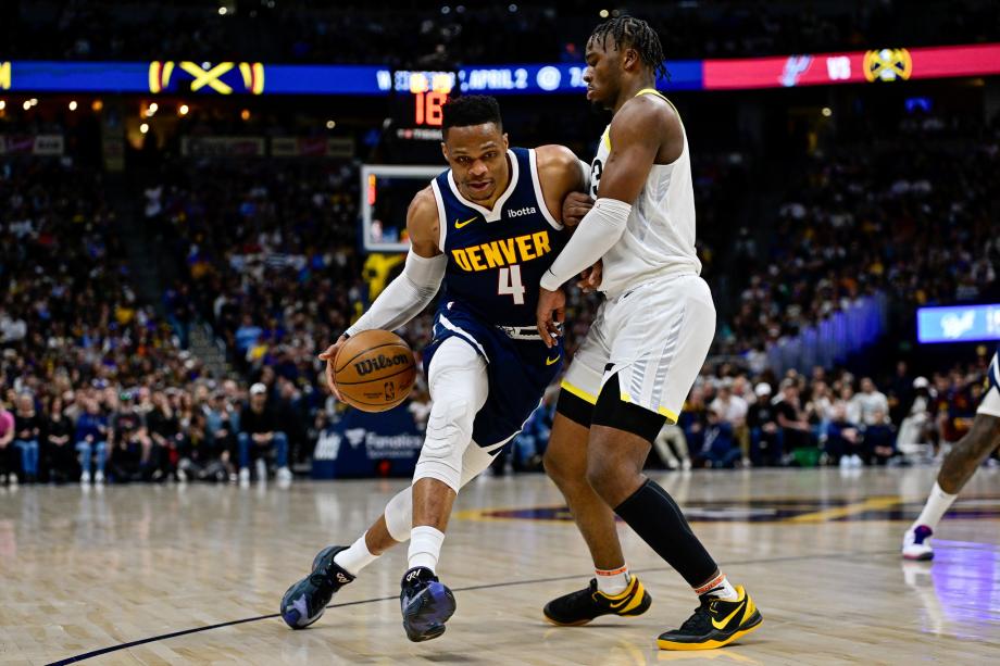 约基奇27+14+6威少双里程碑 掘金36分大胜爵士