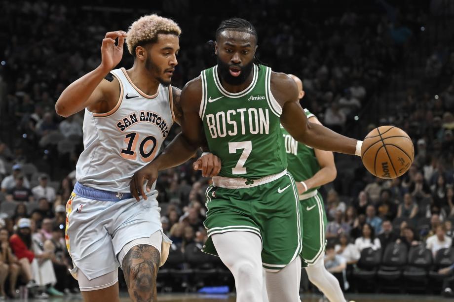 塔图姆29+10+8 凯尔特人7人上双力克马刺迎8连胜