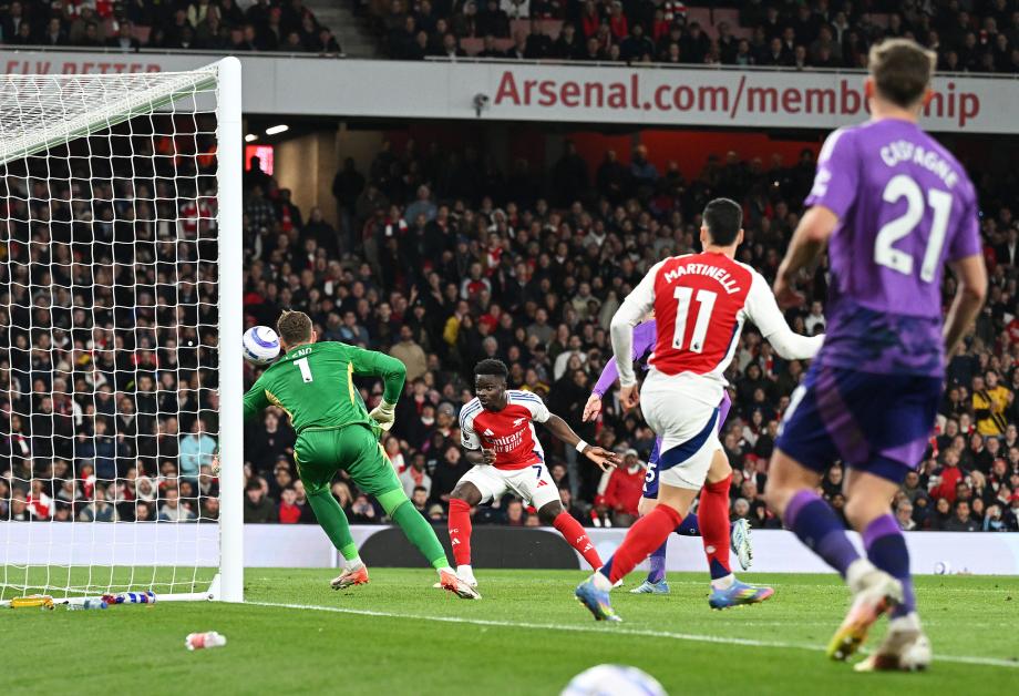 梅里诺破门萨卡建功 阿森纳2-1富勒姆