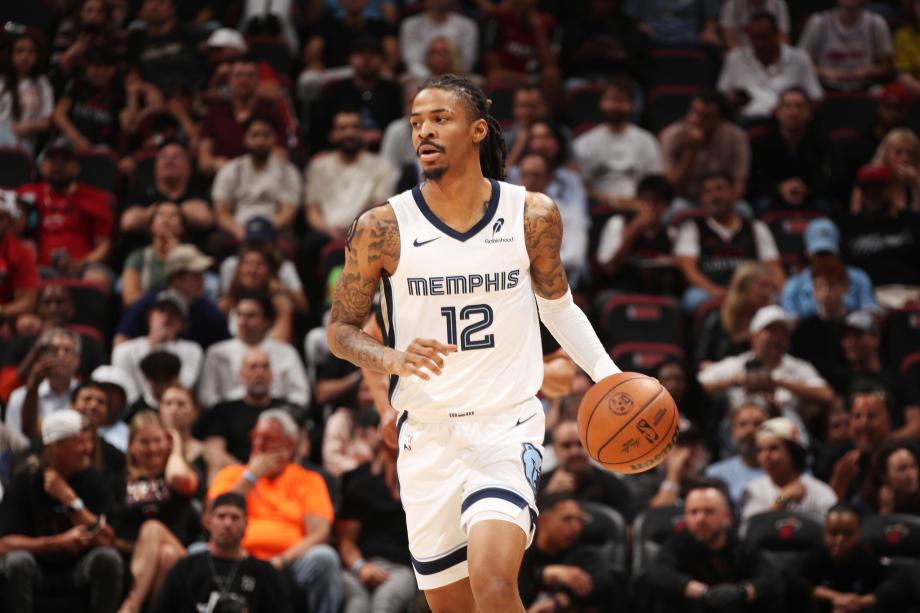 莫兰特压哨绝杀30+5希罗35+9 灰熊险胜热火