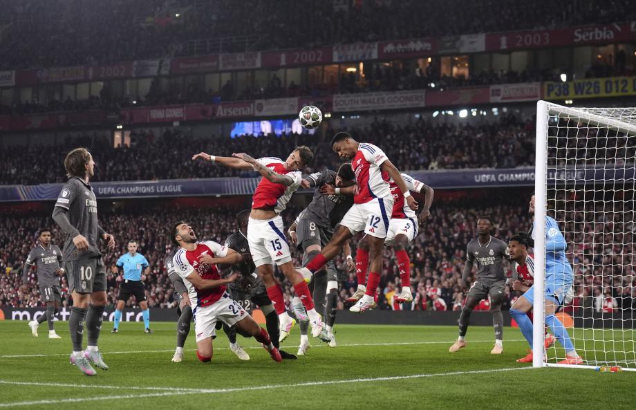 赖斯任意球双响梅里诺破门 阿森纳3-0皇马