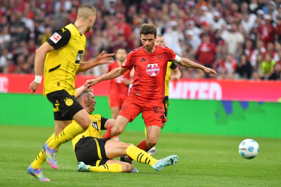 格纳布里一条龙破门 拜仁2-2多特蒙德