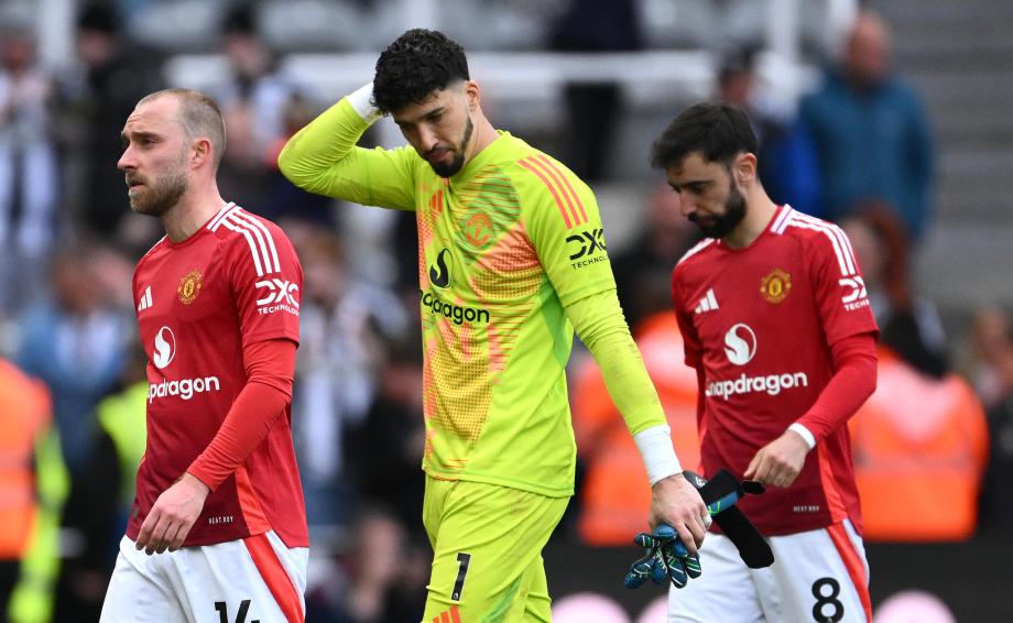 英超-巴恩斯双响加纳乔破门 纽卡斯尔4-1完胜曼联