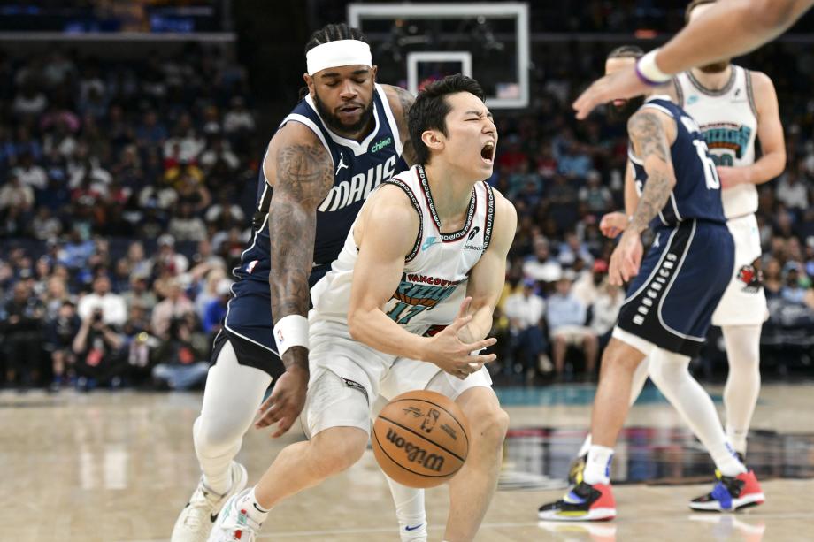 拉玛史提芬逊狂砍31分 灰熊132-97大胜独行侠