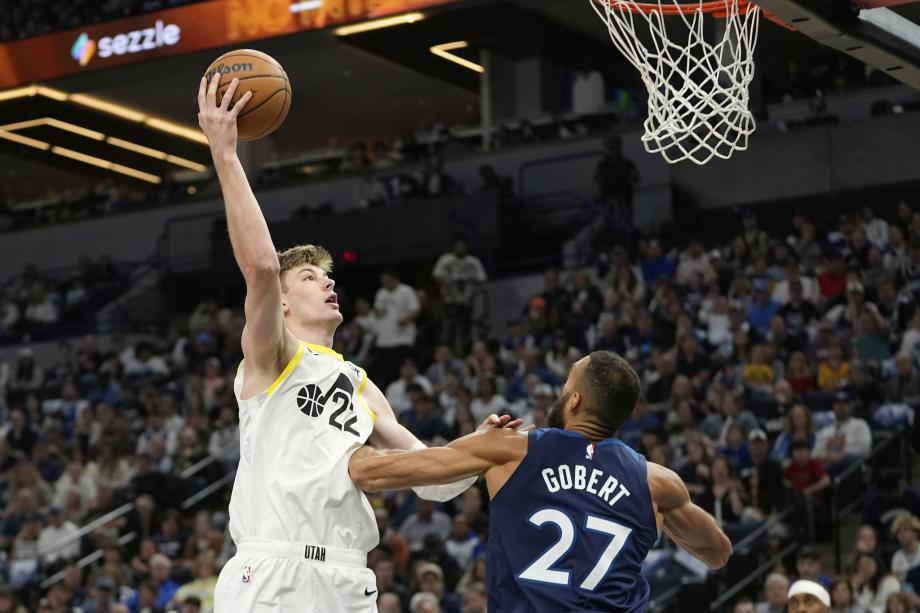 爱德华兹43分 森林狼胜爵士西部第六