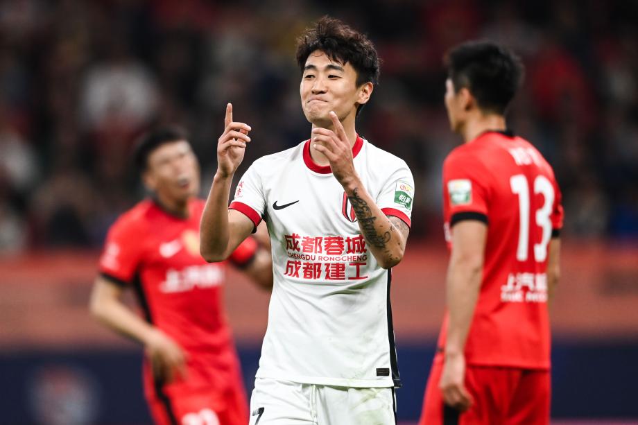 罗慕洛破门韦世豪建功 成都客场击败海港