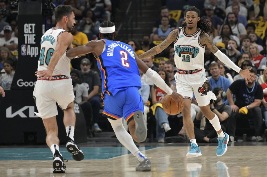 雷霆114-108逆转灰熊 亚历山大31分莫兰特伤退