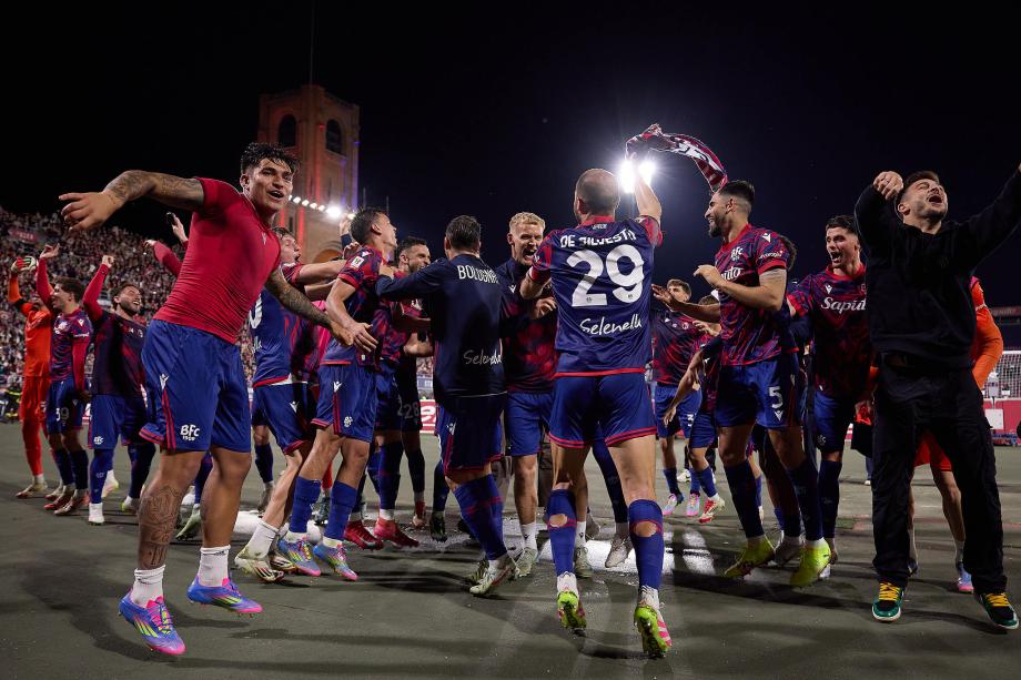 法比安达林加破门 博洛尼亚2-1恩波利进意杯决赛