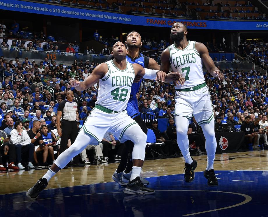 小瓦格纳32+8班凯罗29分 魔术险胜凯尔特人