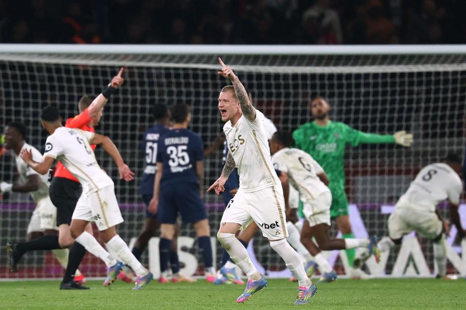 法甲-巴黎1-3尼斯 赛季联赛不败金身遭破