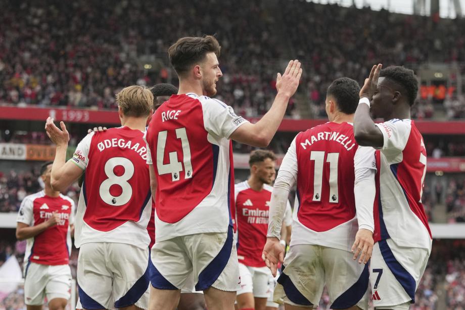 英超-阿森纳1-2遭伯恩茅斯双杀领先曼城3分