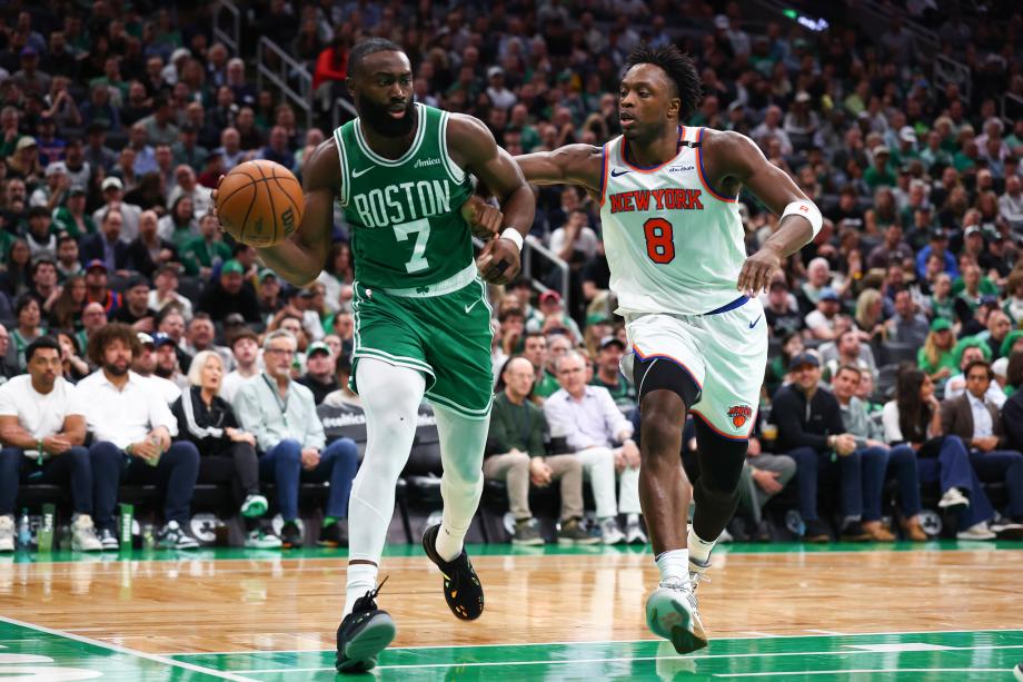 唐斯21+17塔图姆13分 尼克斯再胜凯尔特人2-0