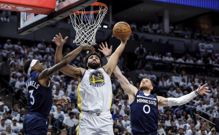 兰德尔24+7+11库里伤缺 森林狼轻取勇士追平大比分