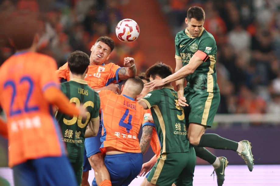 中超-卡扎伊什维利戴帽王钰栋双响 泰山4-2浙江