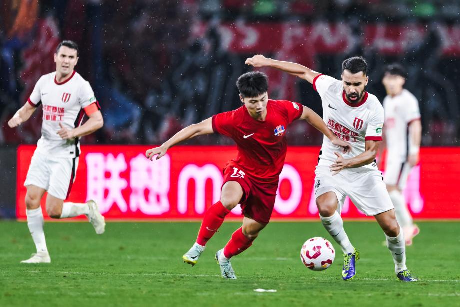 中超-韦世豪传射杨明洋破门 成都蓉城4-0梅州客家