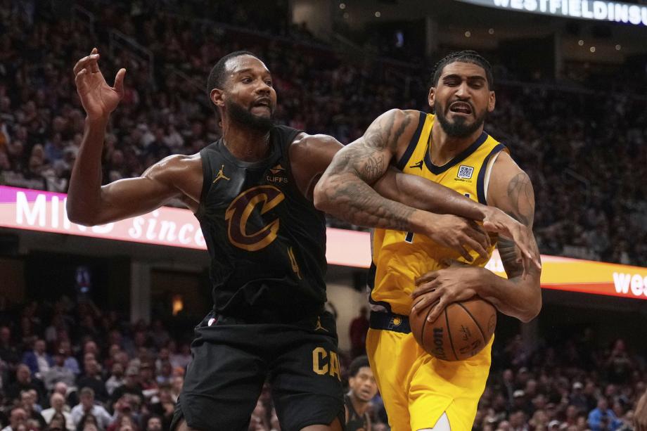 哈里伯顿31+8米切尔35分 步行者淘汰骑士进东决